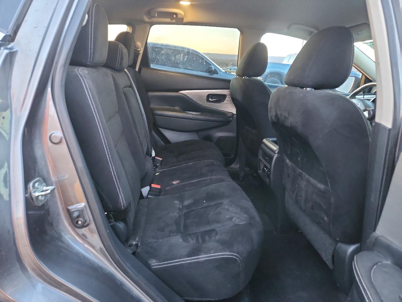 2017 NISSAN MURANO S photo 10