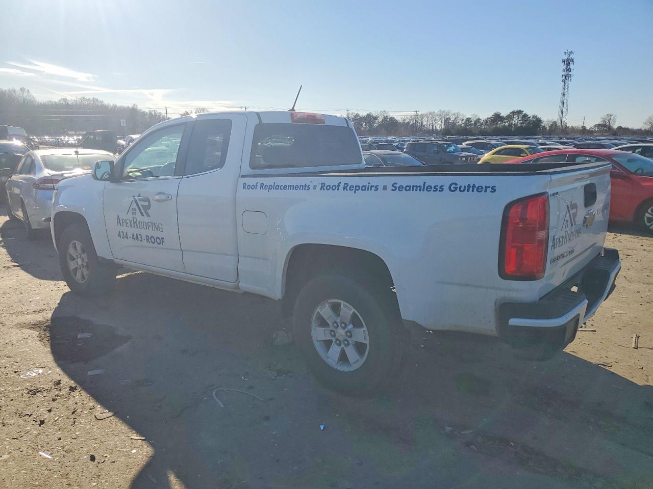2020 CHEVROLET COLORADO photo 3