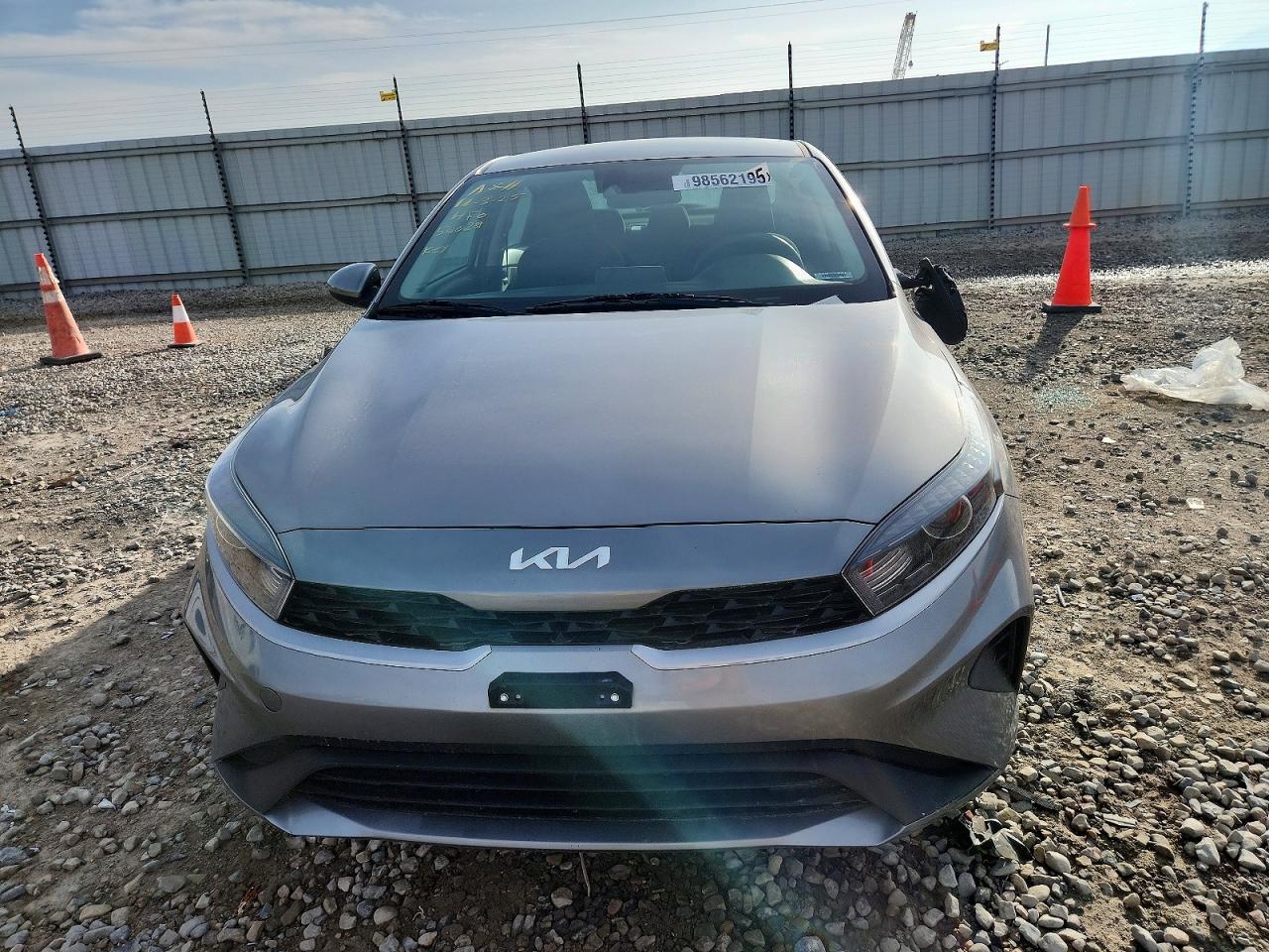 2023 KIA FORTE LX photo 5