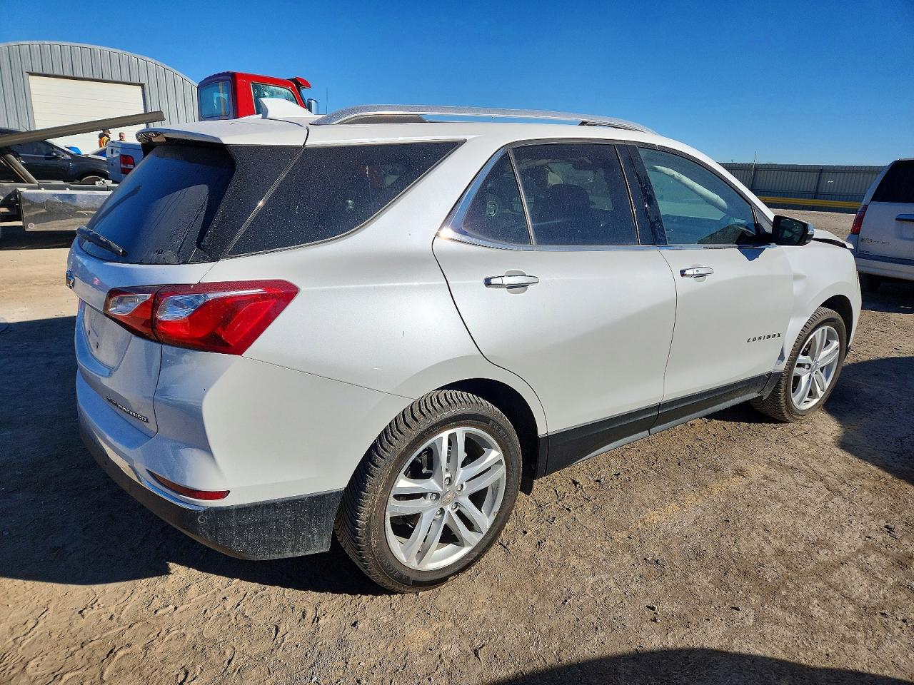 2021 CHEVROLET EQUINOX PREMIER photo 3