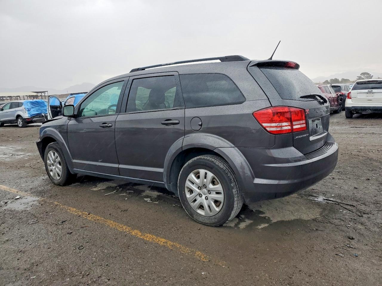 2018 DODGE JOURNEY SE photo 3