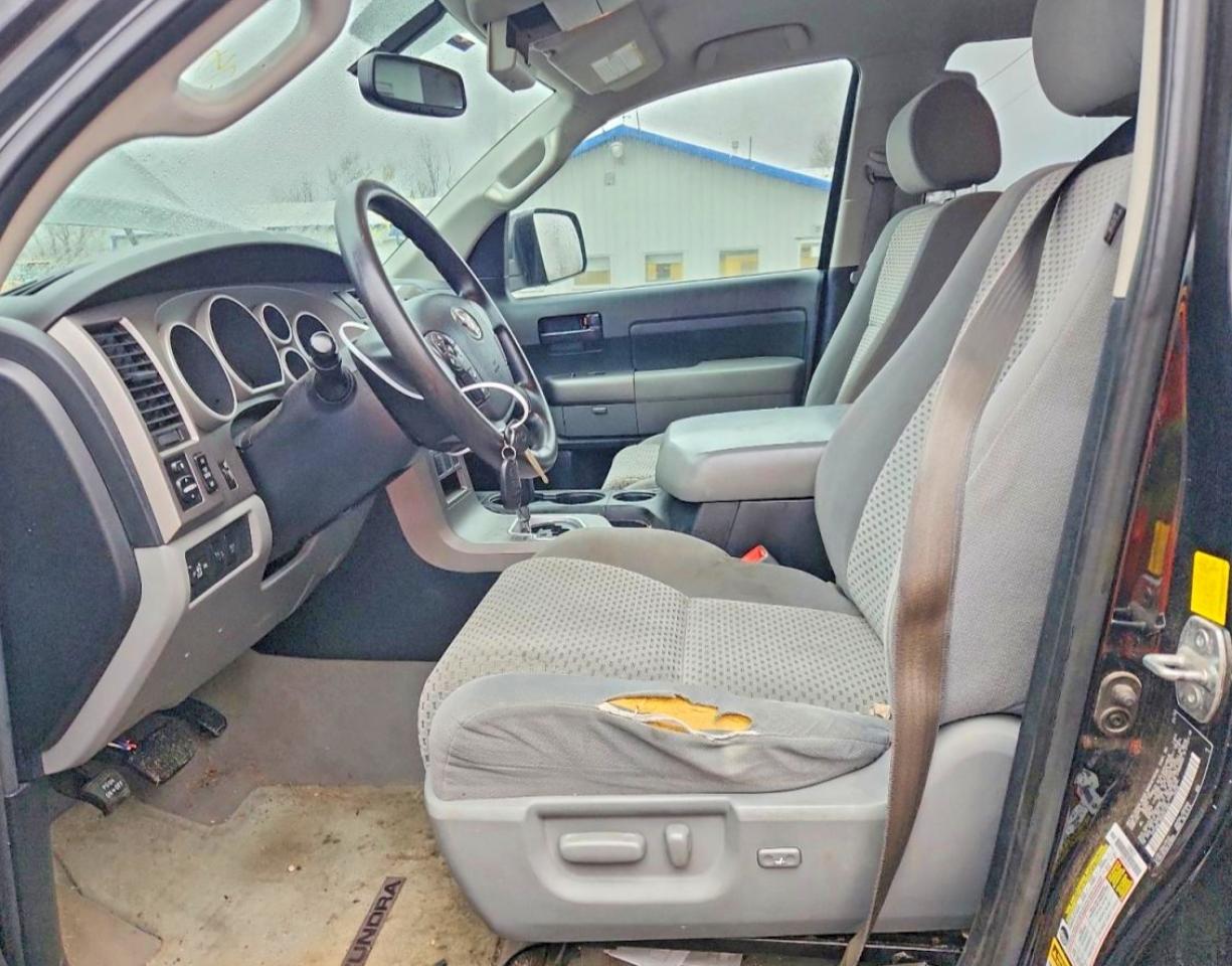2011 TOYOTA TUNDRA DOUBLE CAB SR5 photo 7