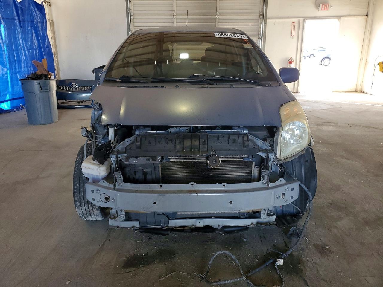 2010 TOYOTA YARIS photo 5