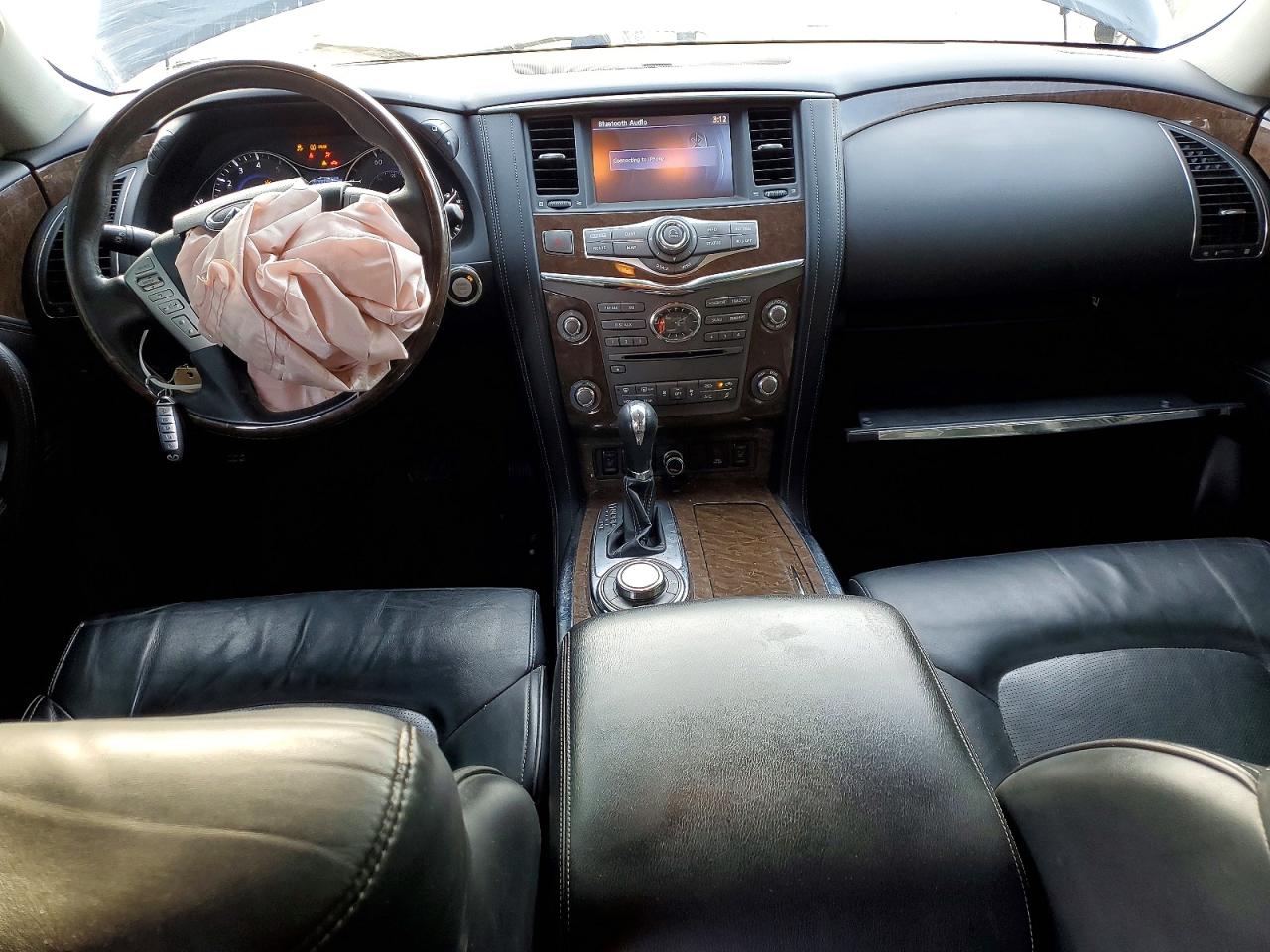 2017 INFINITI QX80 BASE photo 8