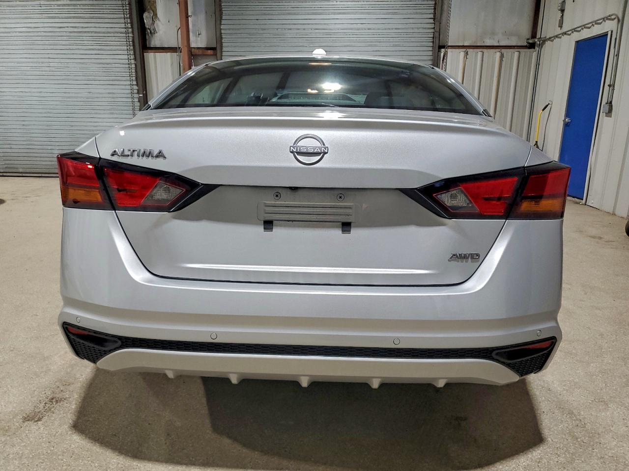 2025 NISSAN ALTIMA SV photo 6