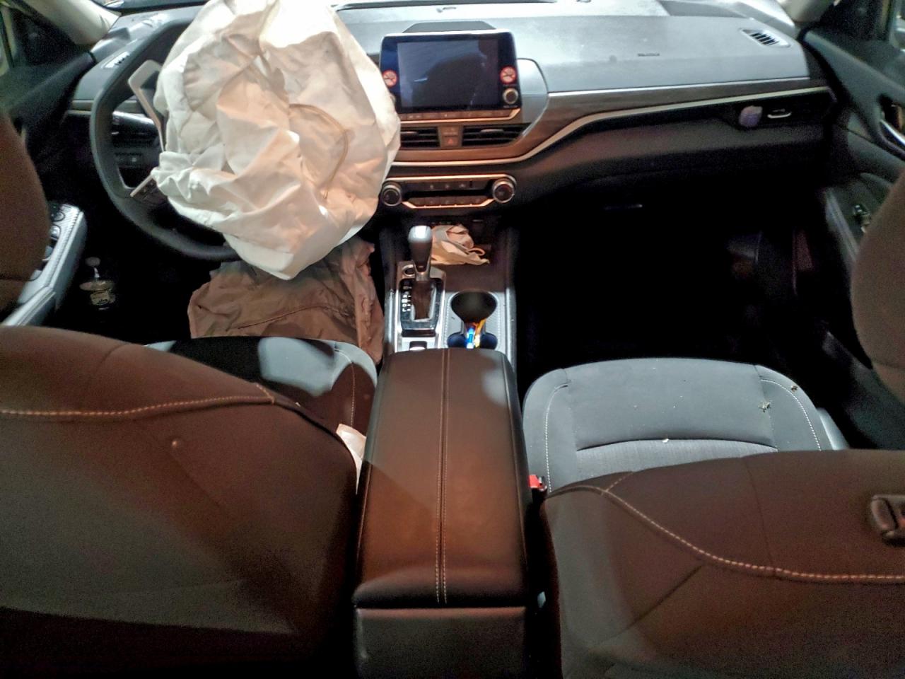 2025 NISSAN ALTIMA SV photo 8