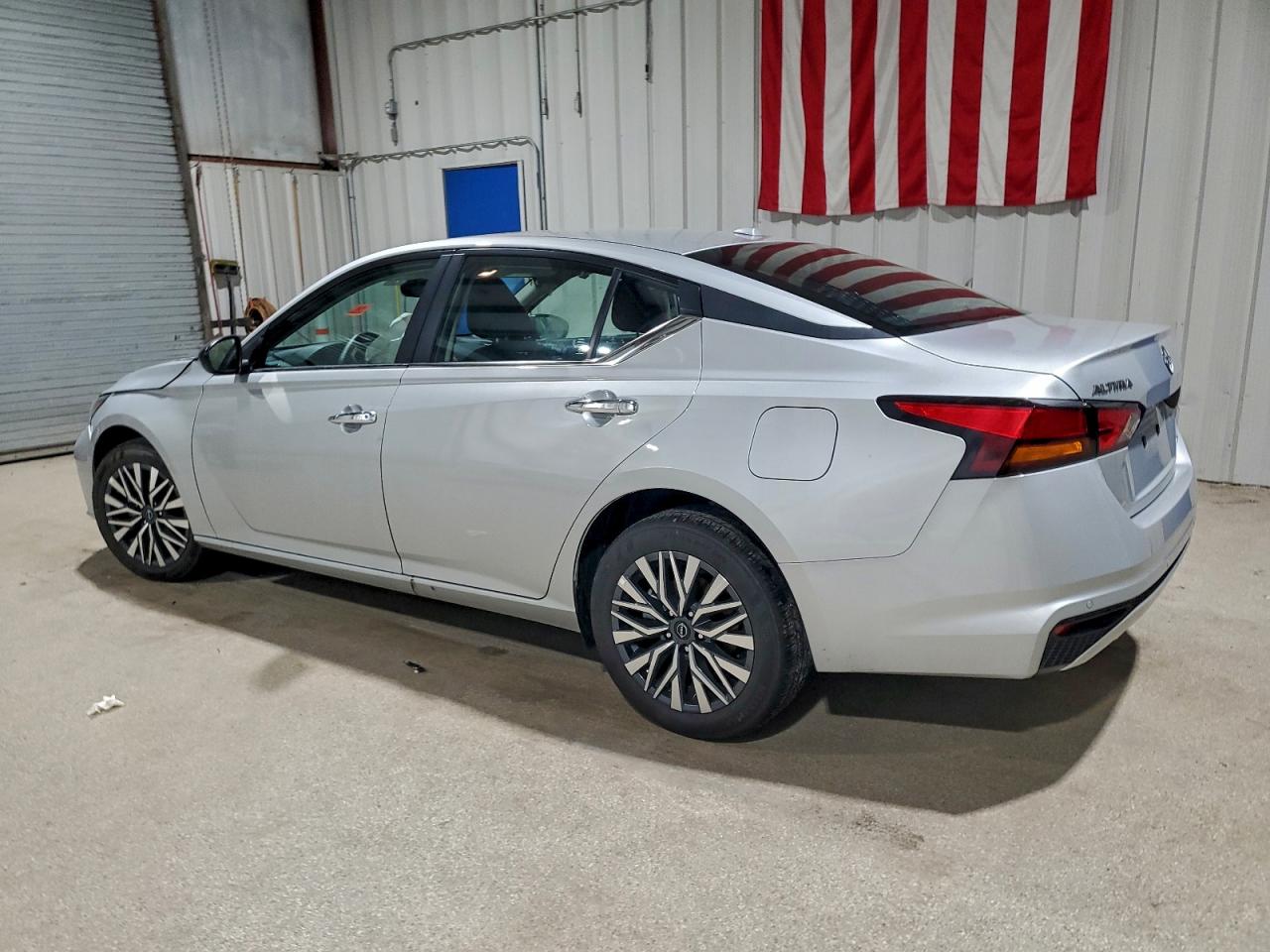 2025 NISSAN ALTIMA SV photo 2