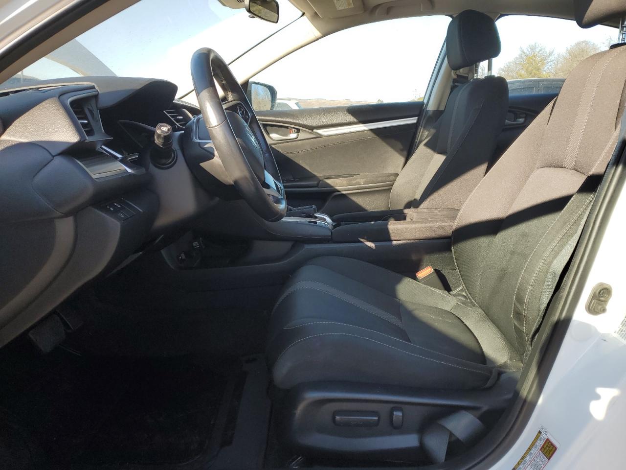 2020 HONDA CIVIC EX photo 7