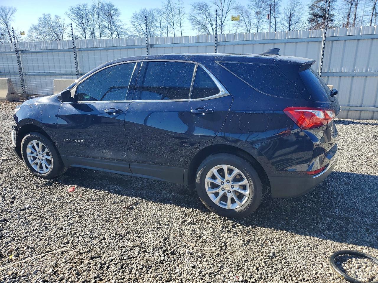 2020 CHEVROLET EQUINOX LT photo 2