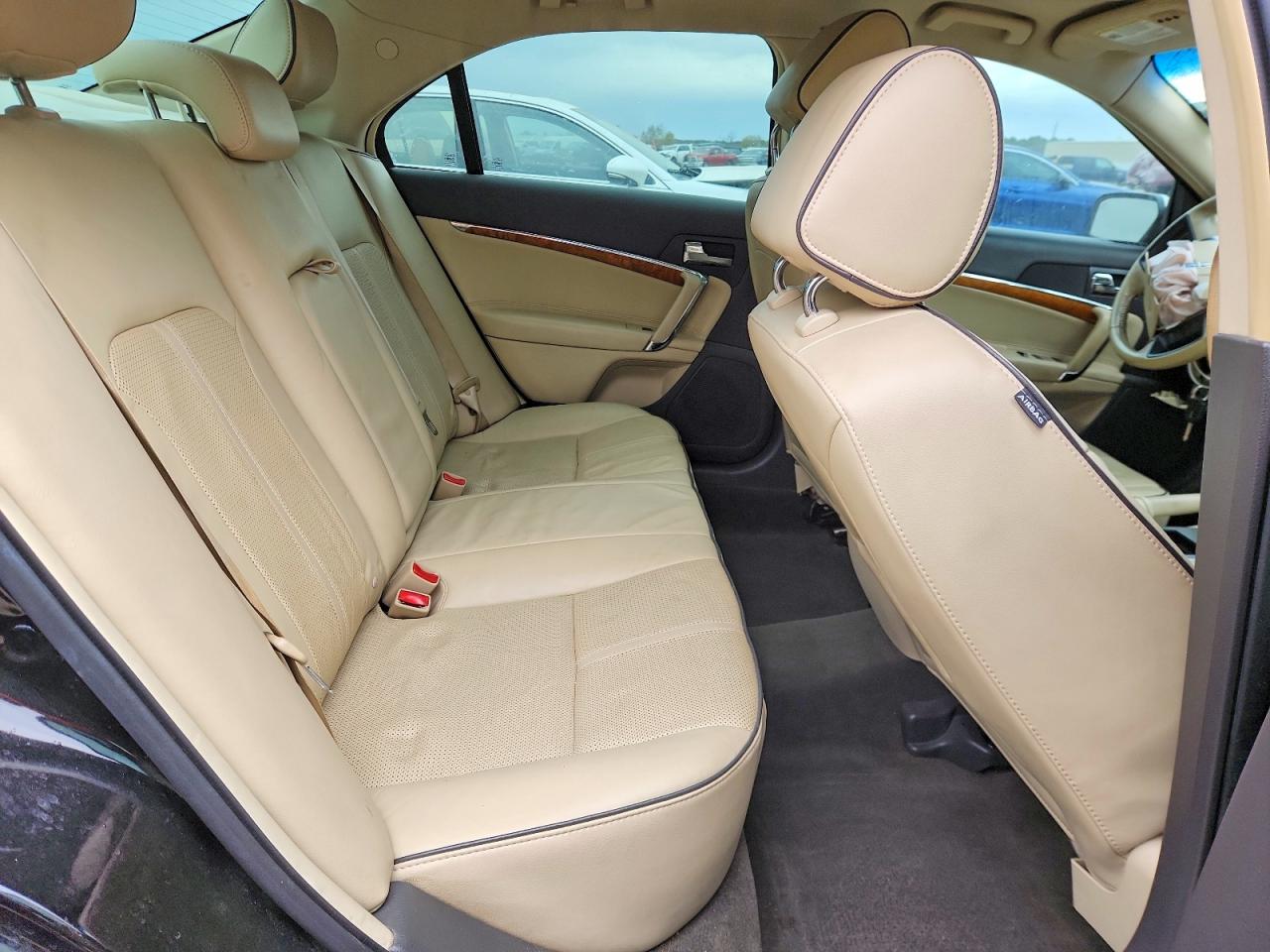 2011 LINCOLN MKZ photo 10
