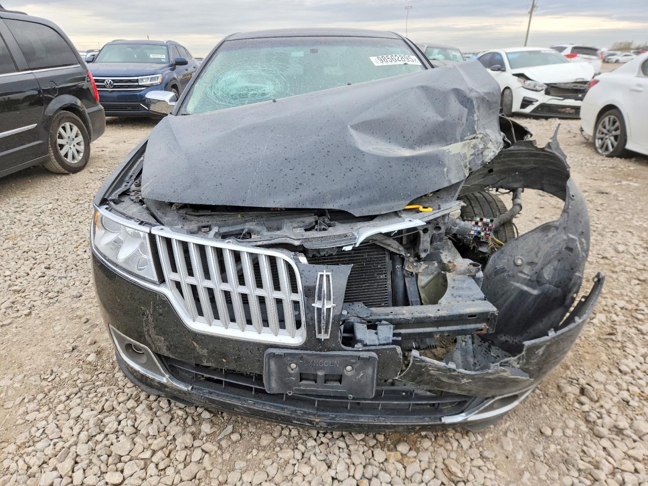 2011 LINCOLN MKZ photo 5