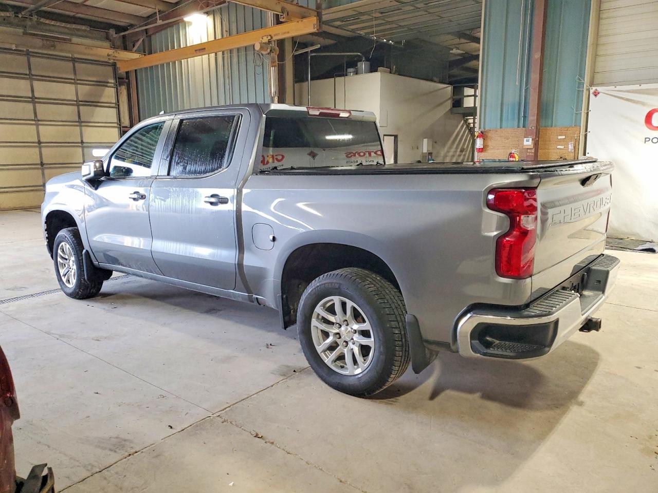 2019 CHEVROLET SILVERADO K1500 LT photo 2