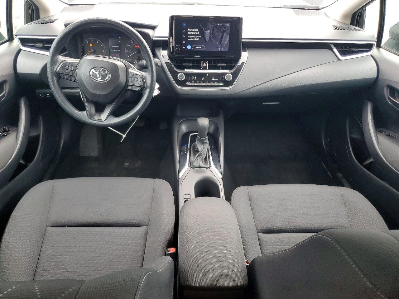 2024 TOYOTA COROLLA LE photo 8