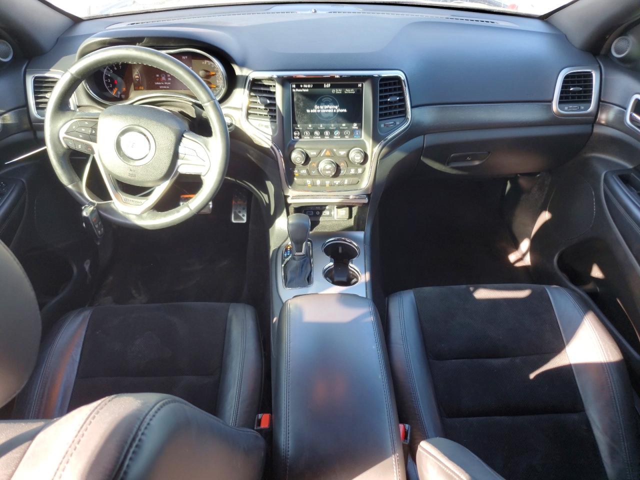 2018 JEEP GRAND CHEROKEE LAREDO photo 29
