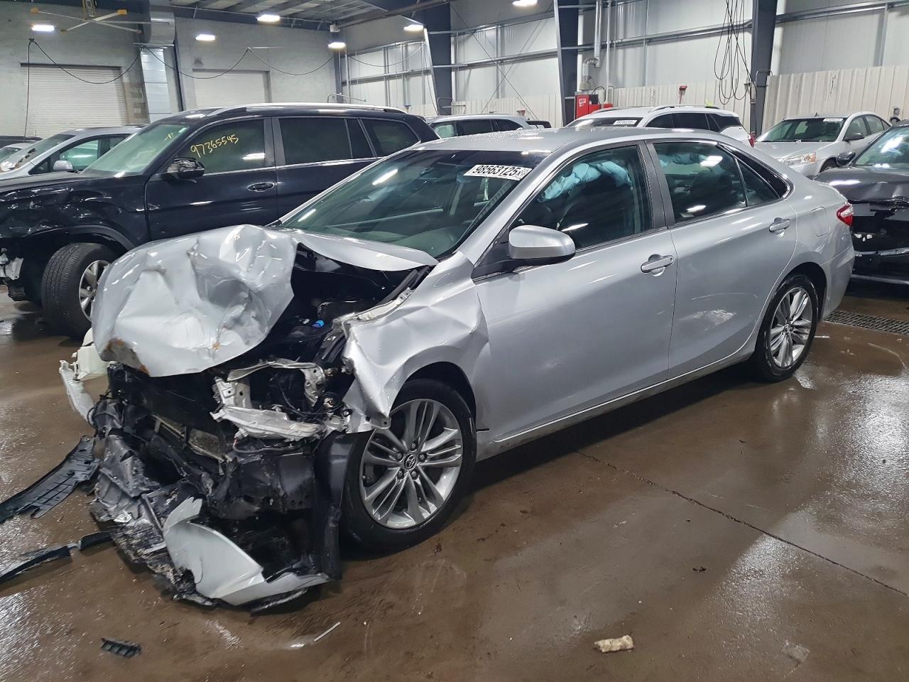 2015 TOYOTA CAMRY