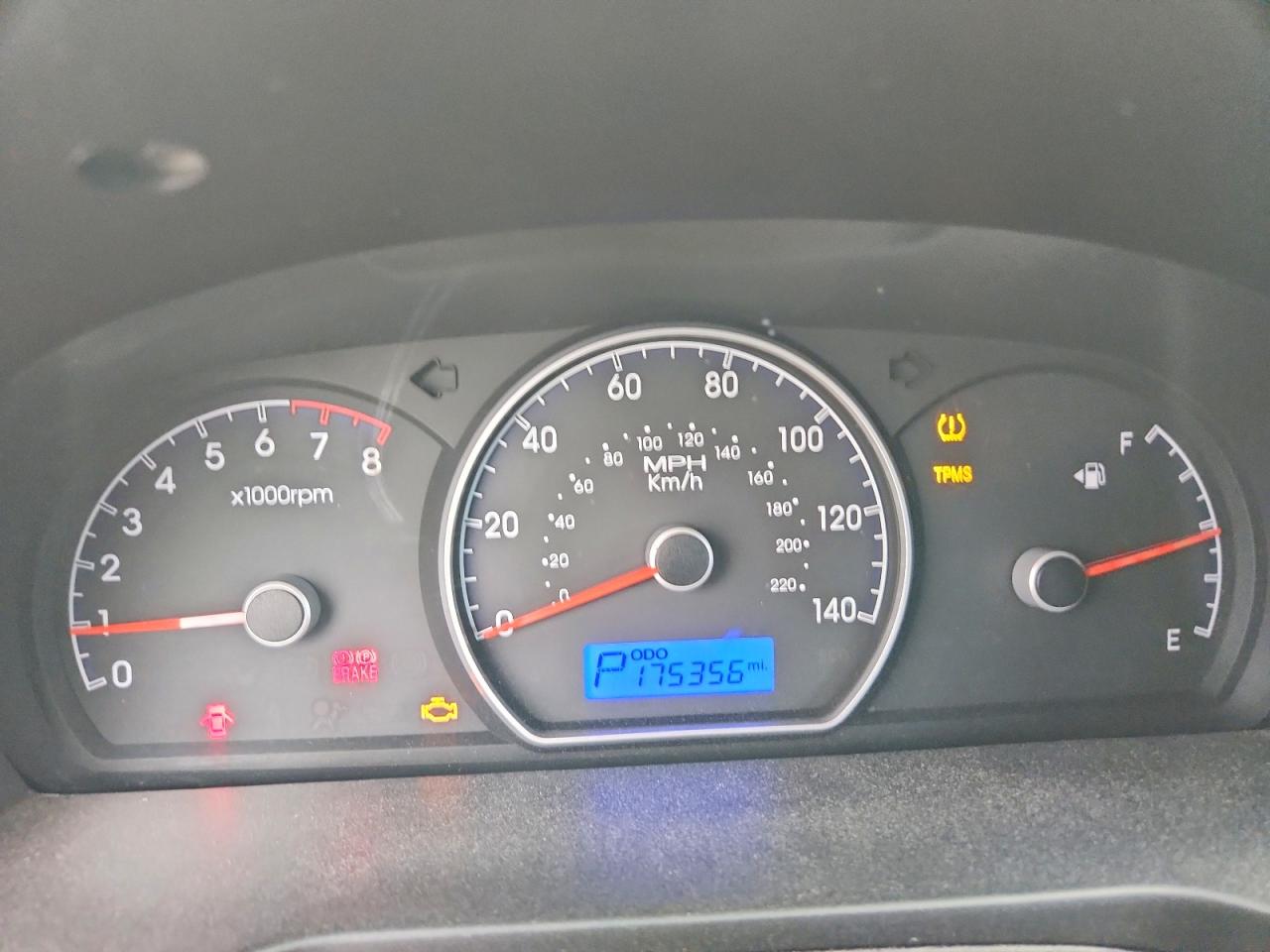 2010 HYUNDAI ELANTRA BLUE photo 9