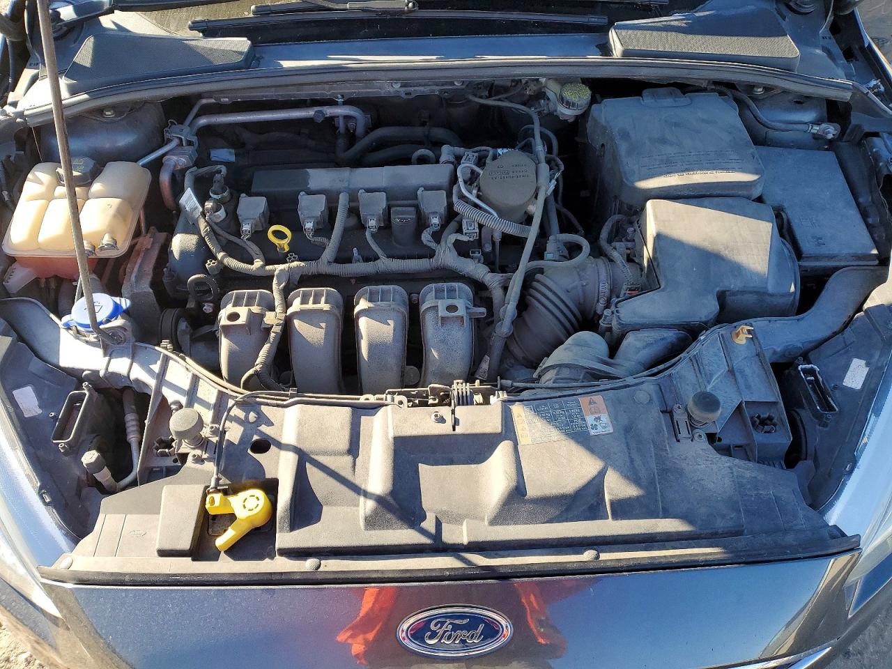 2015 FORD FOCUS SE photo 11