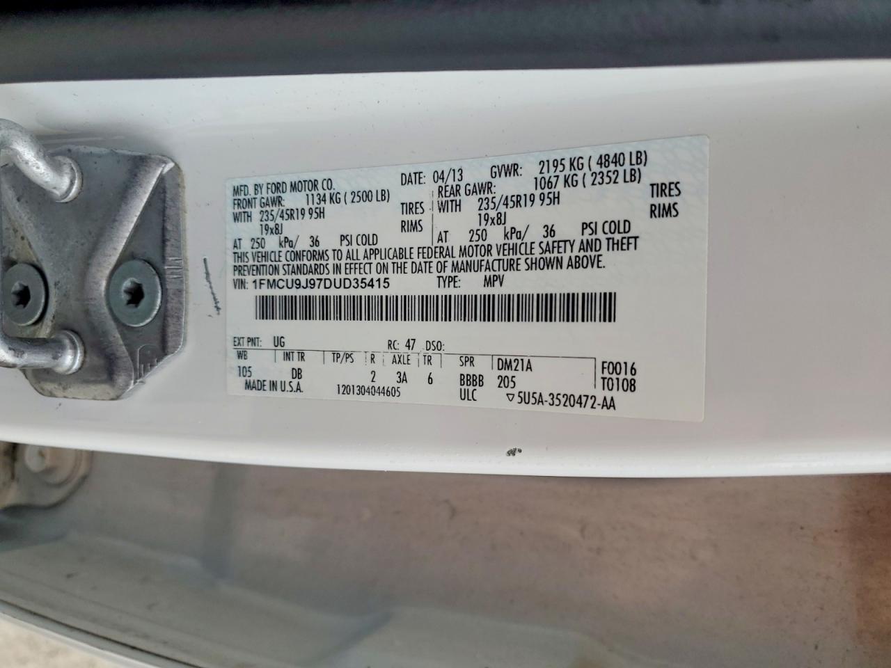 2013 FORD ESCAPE TITANIUM photo 25