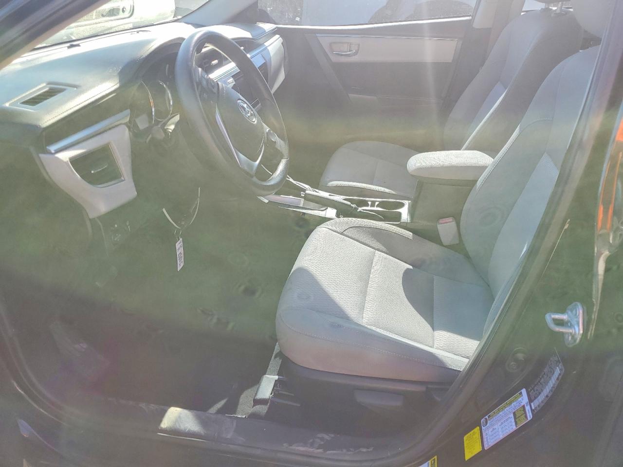 2014 TOYOTA COROLLA L photo 7