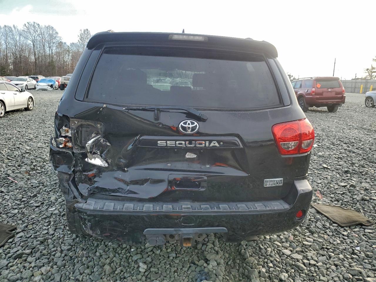 2011 TOYOTA SEQUOIA SR5 photo 6