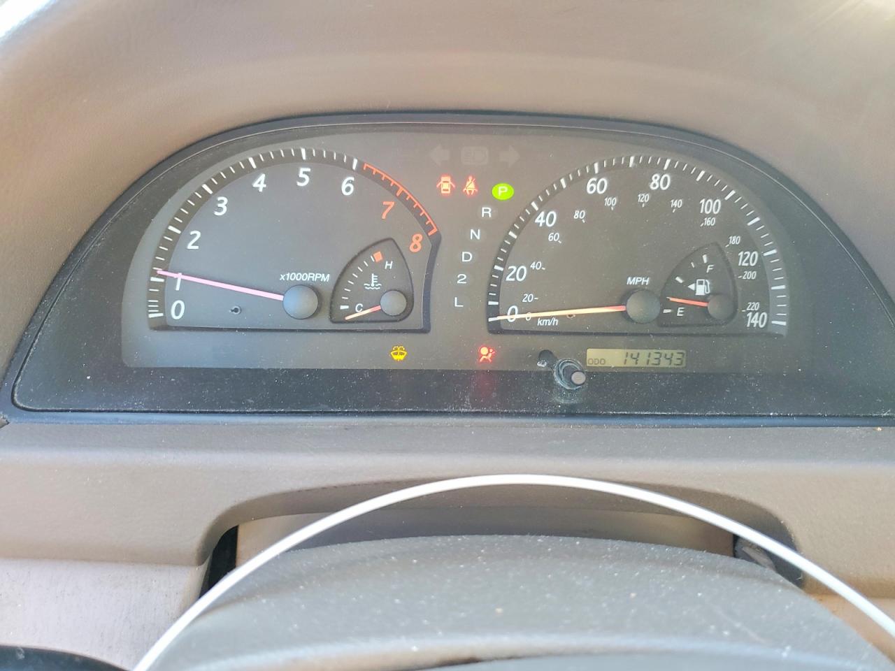 2004 TOYOTA CAMRY photo 9