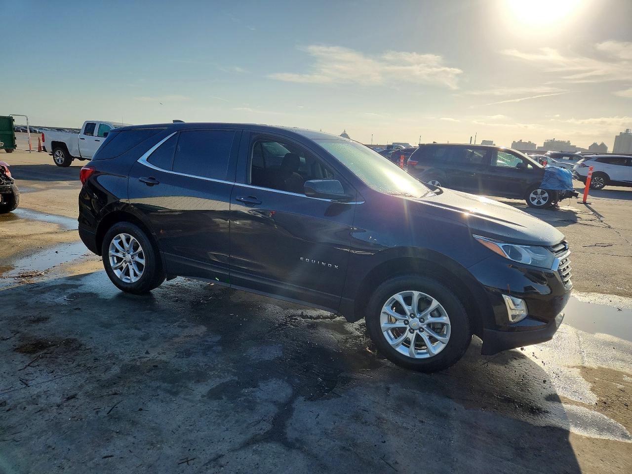 2020 CHEVROLET EQUINOX LT photo 4