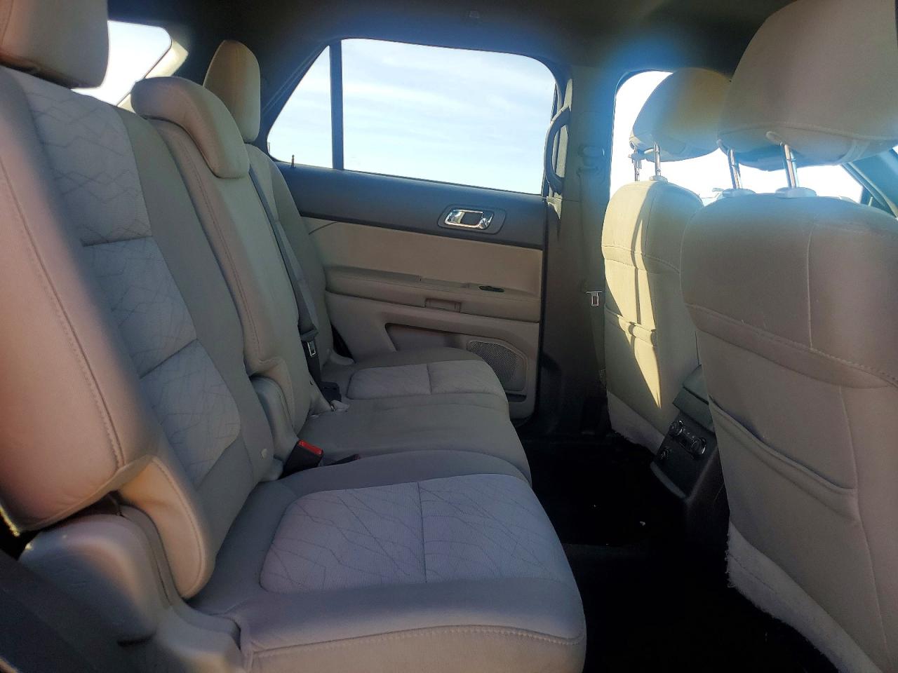2014 FORD EXPLORER photo 21