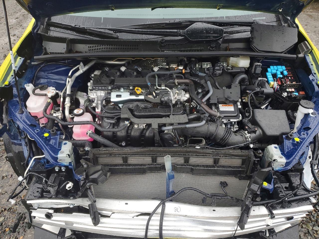 2025 TOYOTA PRIUS LE photo 11