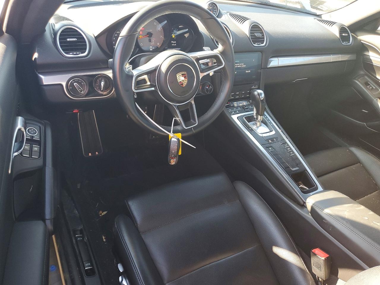 2018 PORSCHE CAYMAN S photo 8