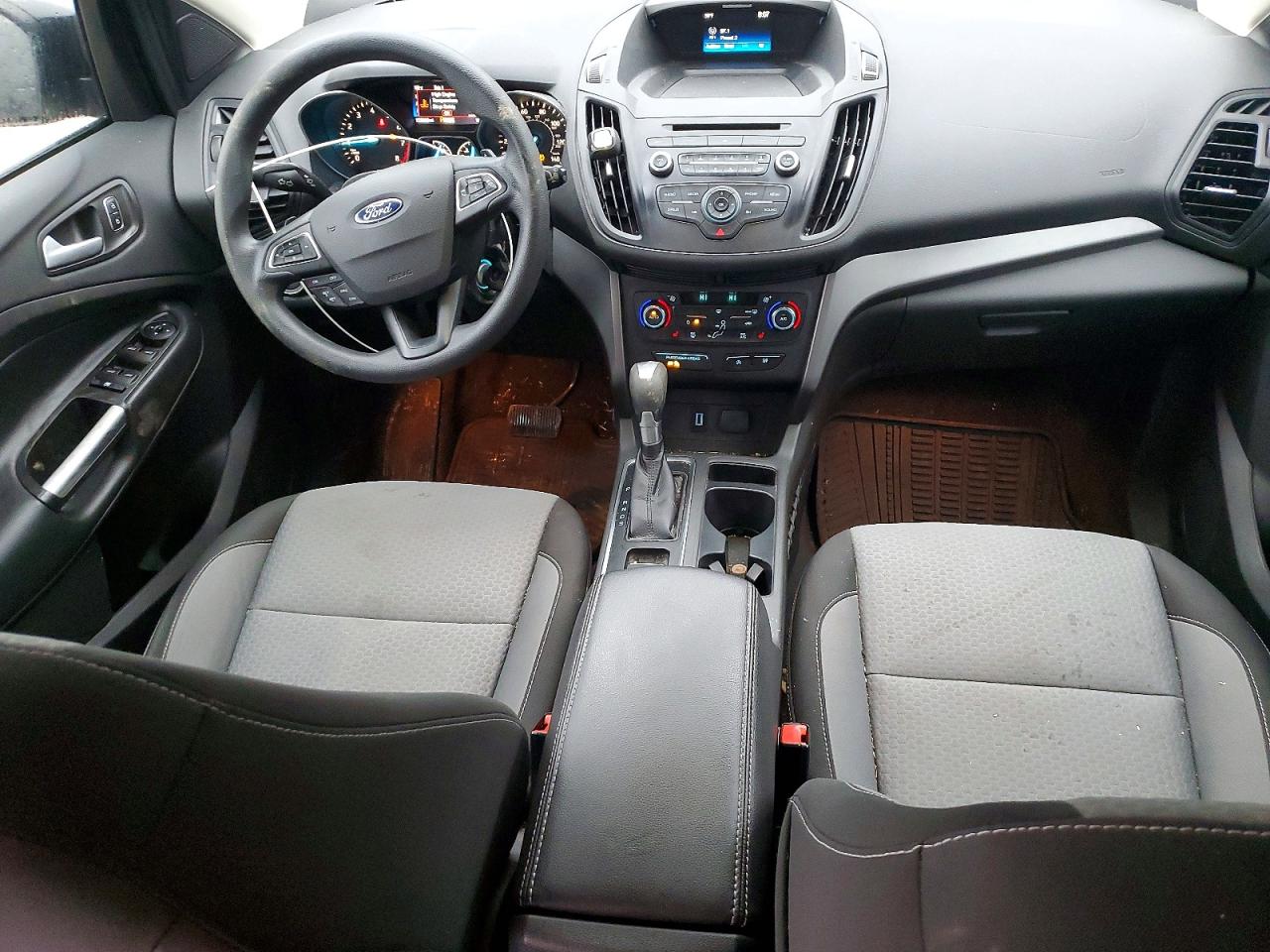 2017 FORD ESCAPE SE photo 15