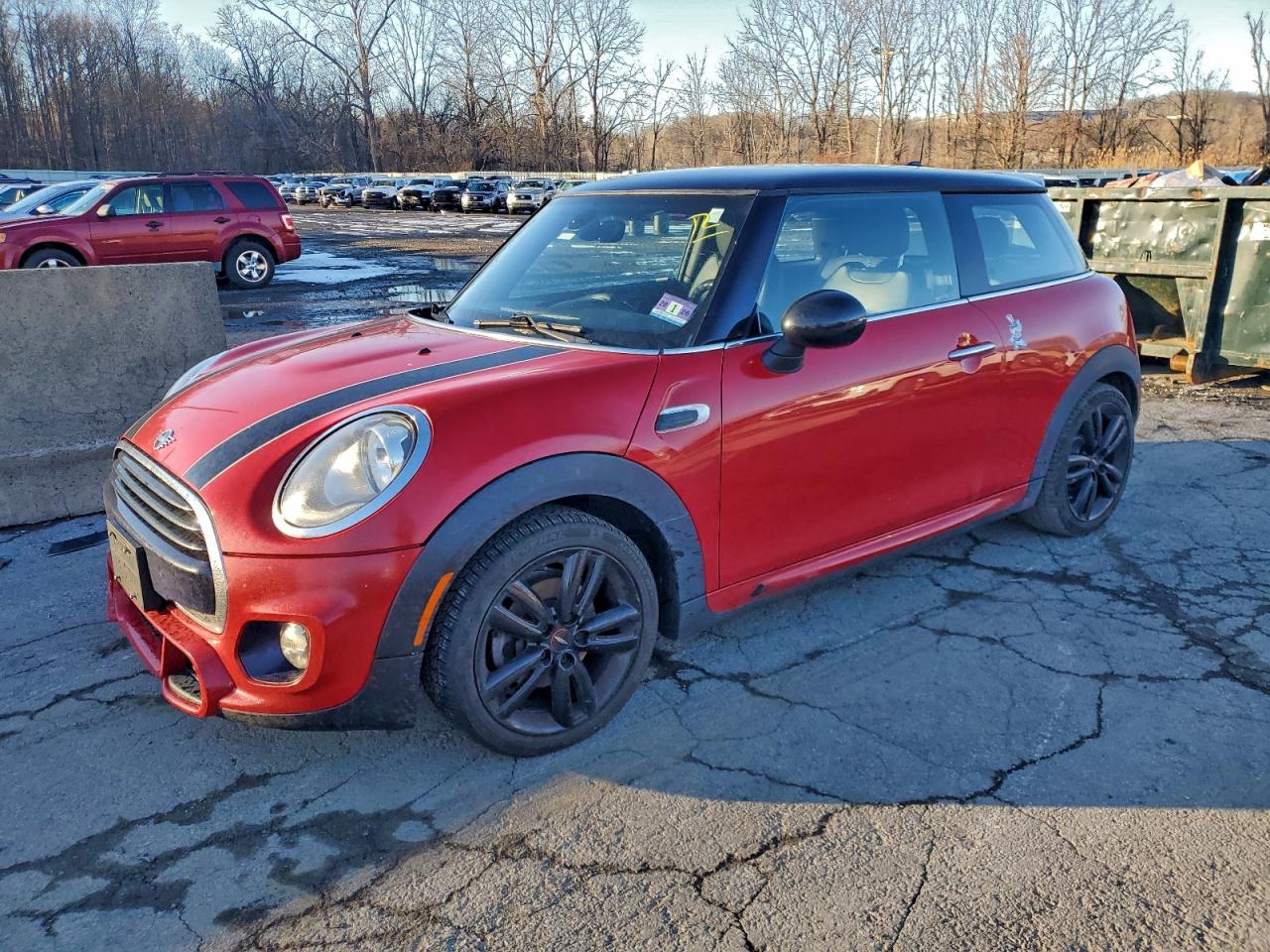 2016 MINI COOPER