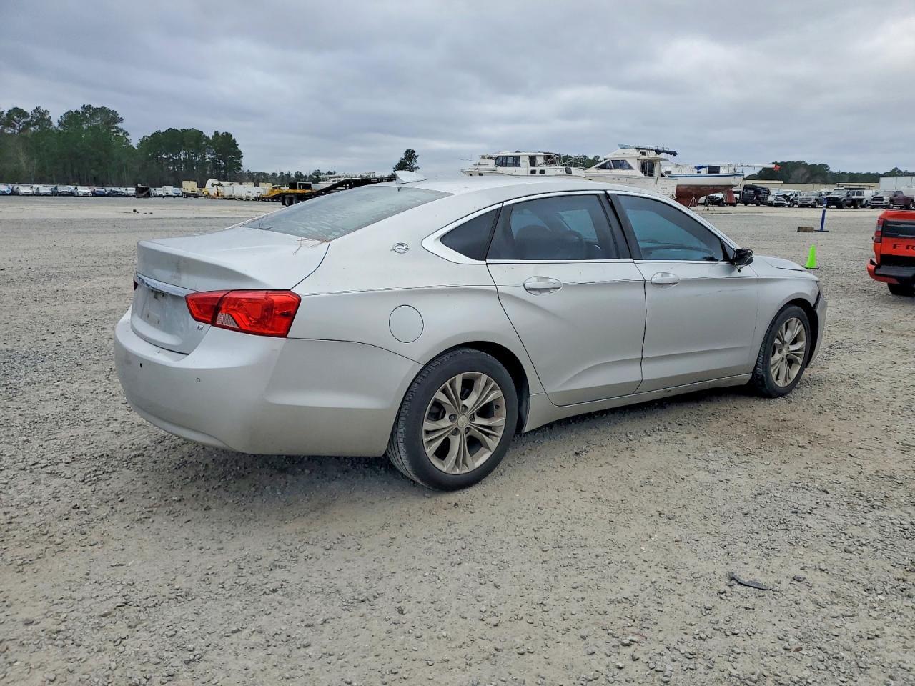 2015 CHEVROLET IMPALA LT photo 3
