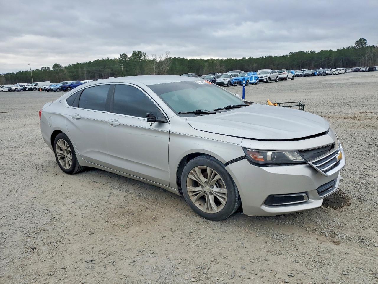 2015 CHEVROLET IMPALA LT photo 4