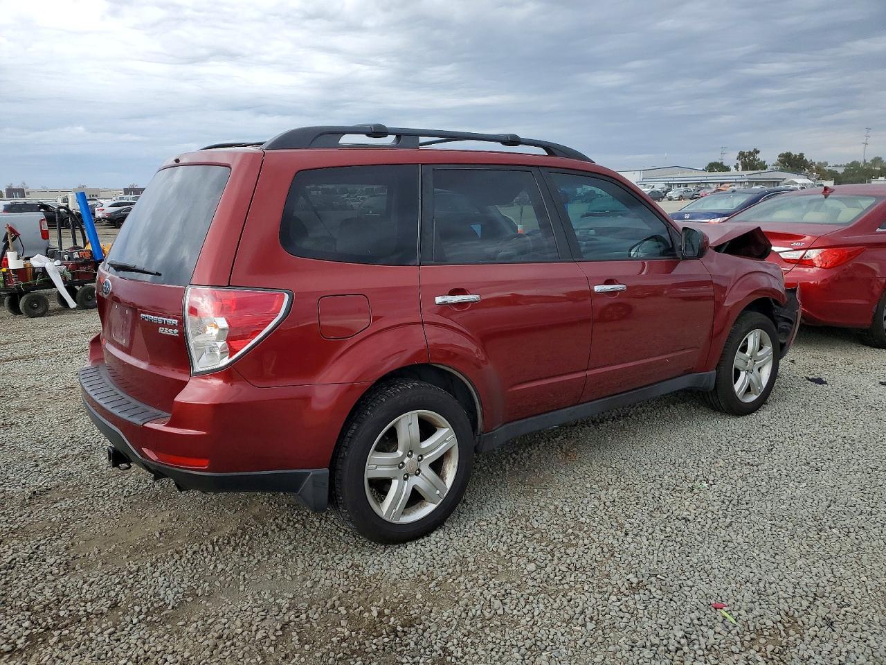 2010 SUBARU FORESTER 2.5X PREMIUM photo 3