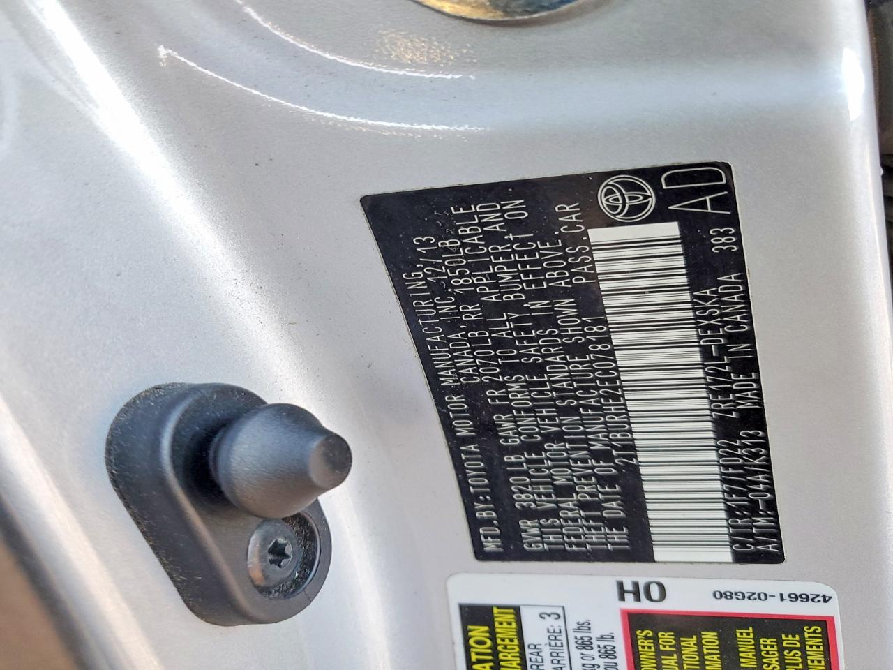 2014 TOYOTA COROLLA L photo 12