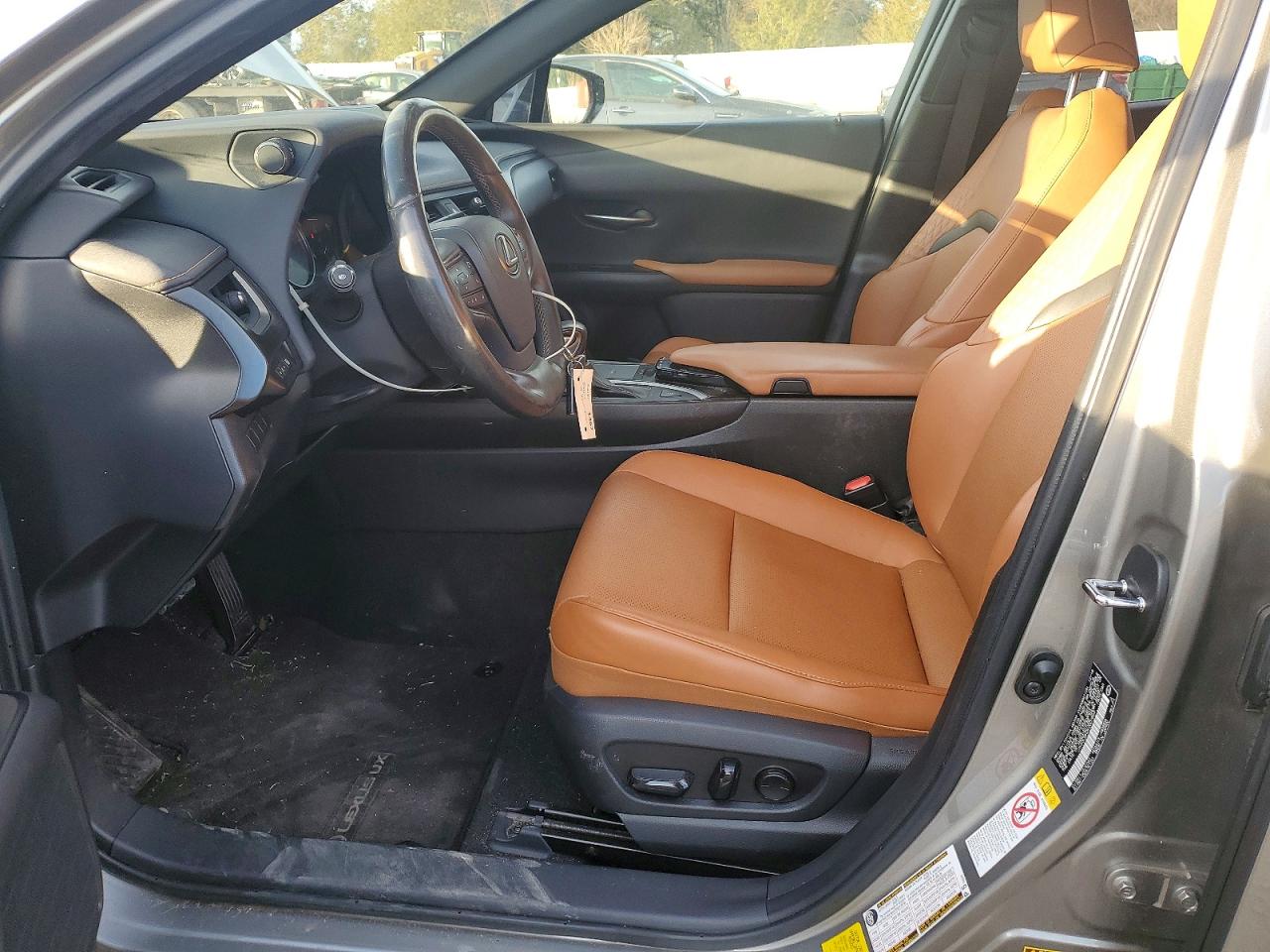 2019 LEXUS UX 200 photo 7