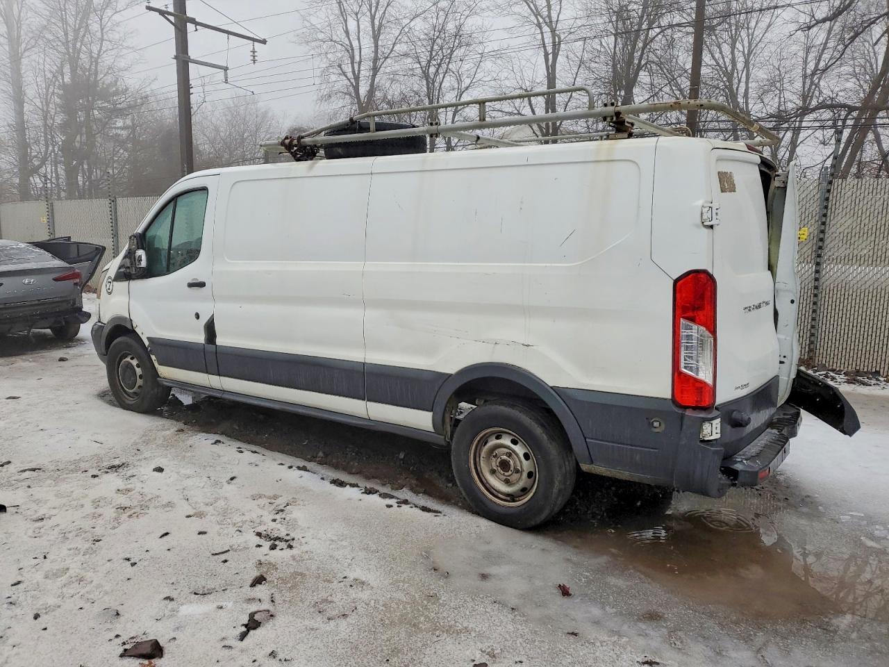 2017 FORD TRANSIT T-250 photo 2