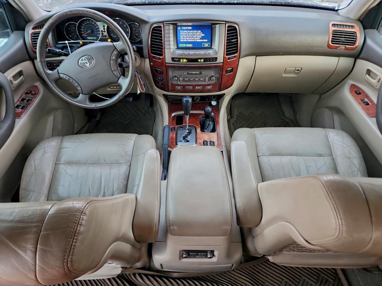 2006 TOYOTA LAND CRUISER photo 8