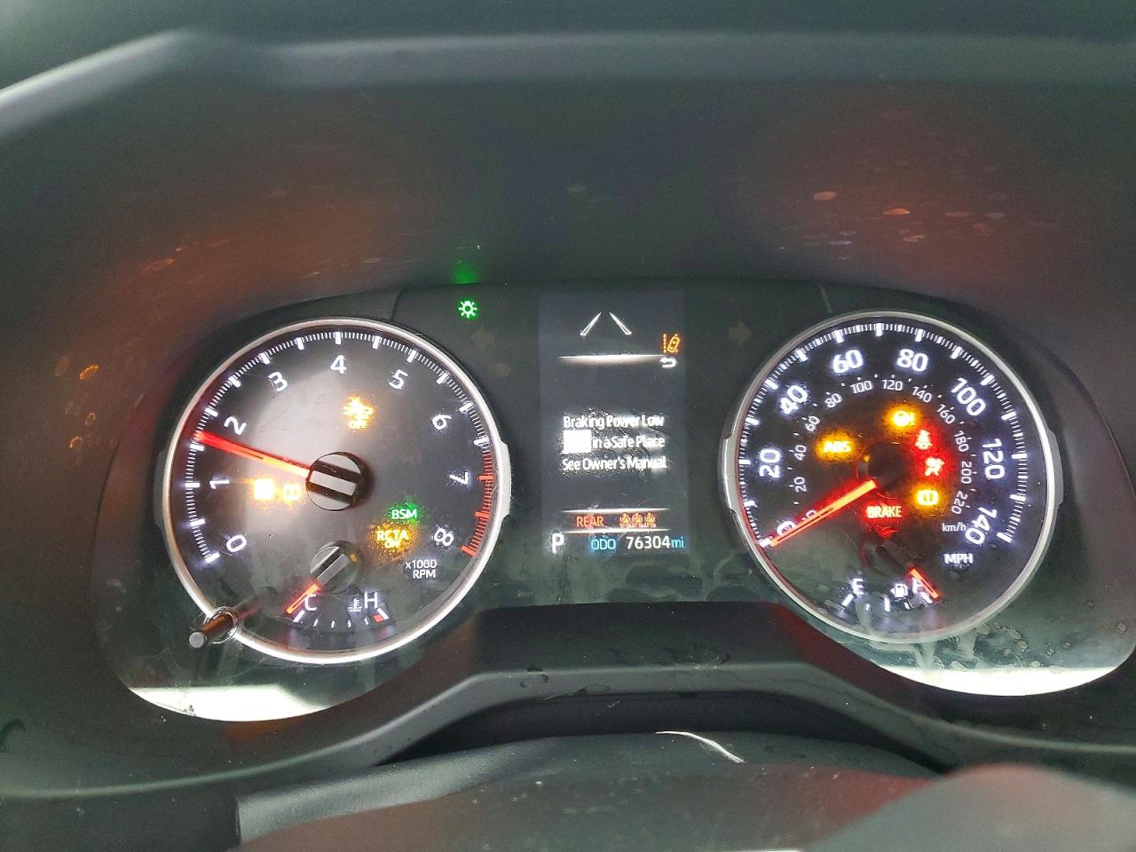 2019 TOYOTA RAV4 XLE photo 9