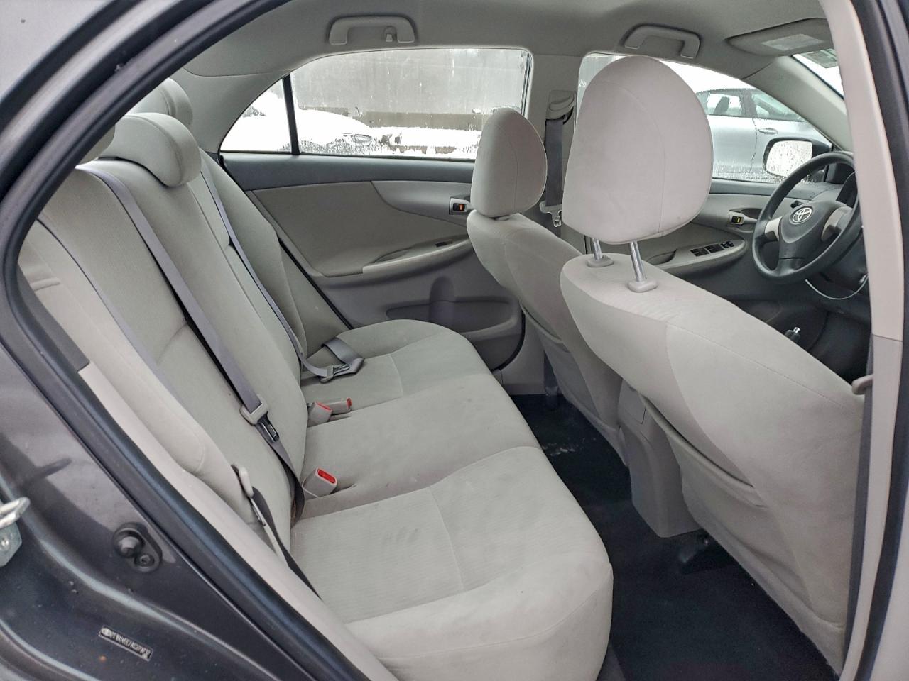 2010 TOYOTA COROLLA BASE photo 28