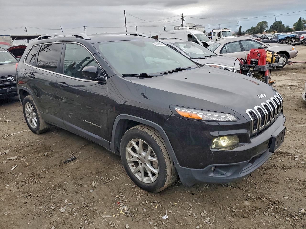 2018 JEEP CHEROKEE LATITUDE photo 4
