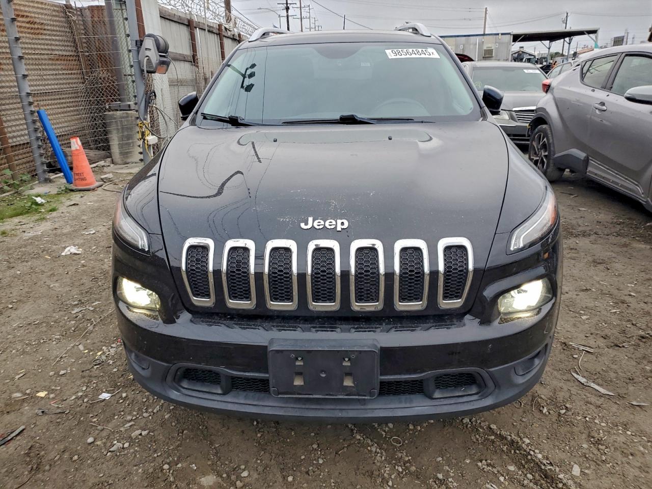 2018 JEEP CHEROKEE LATITUDE photo 5