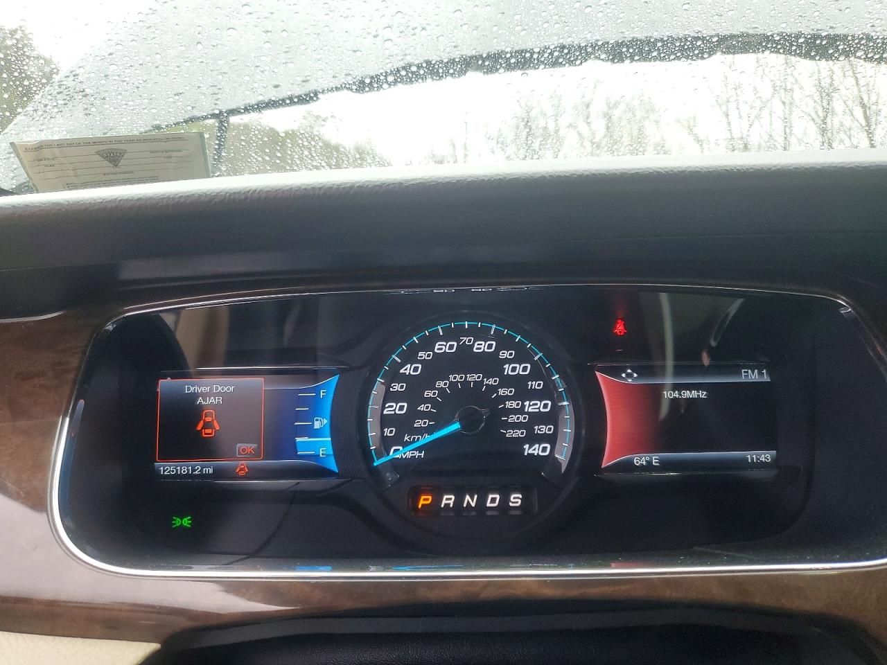 2014 FORD TAURUS SEL photo 9