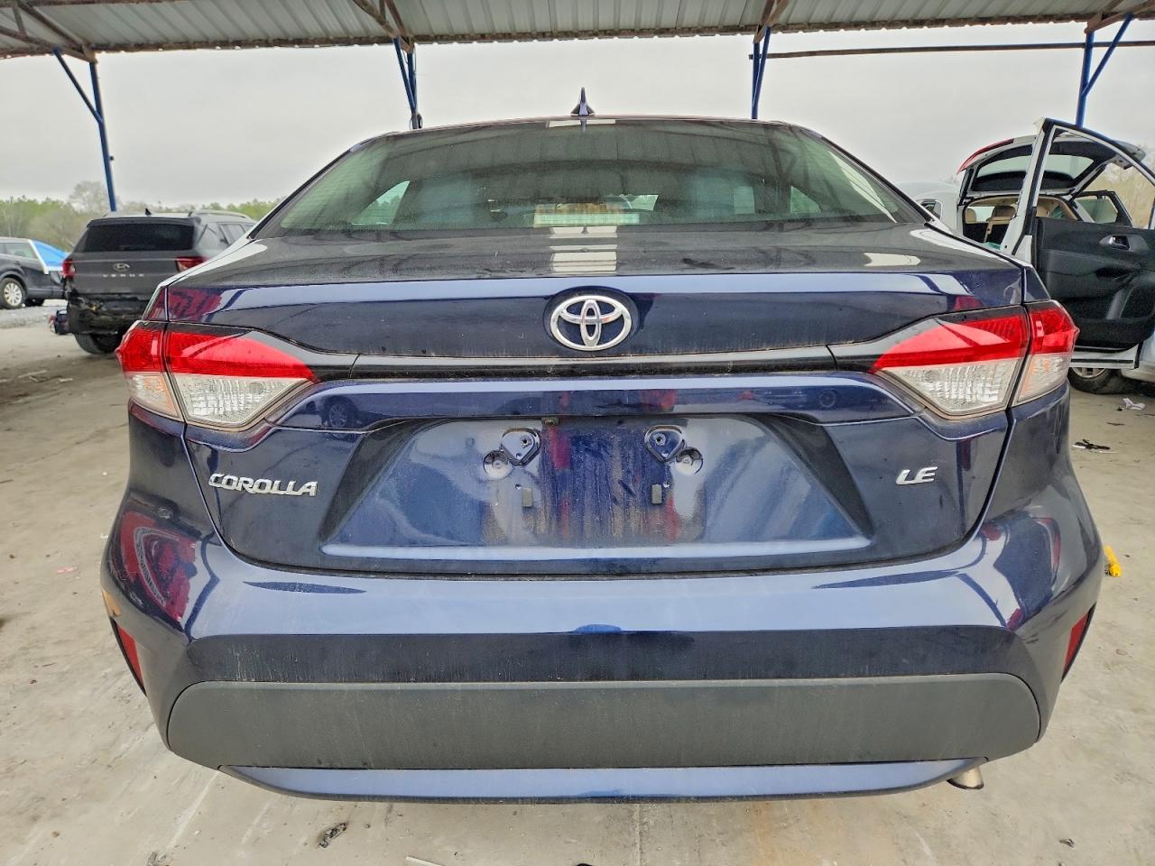 2021 TOYOTA COROLLA LE photo 6