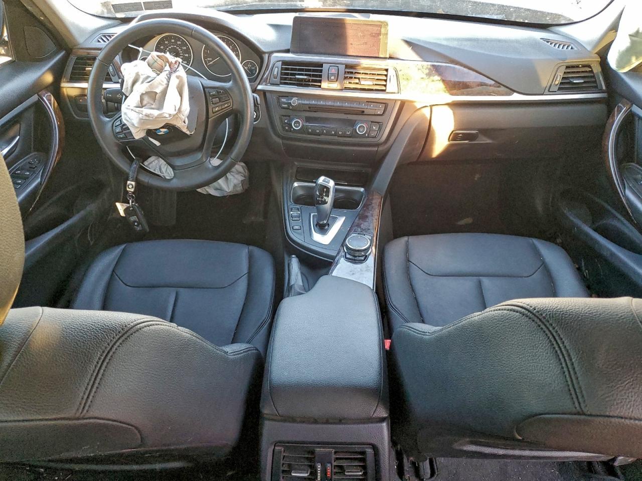 2015 BMW 320 I XDRIVE photo 15