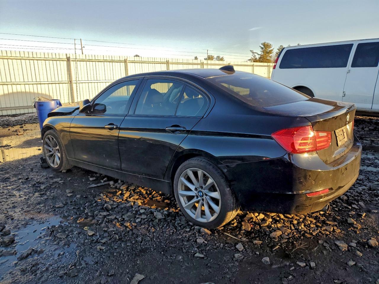 2015 BMW 320 I XDRIVE photo 3