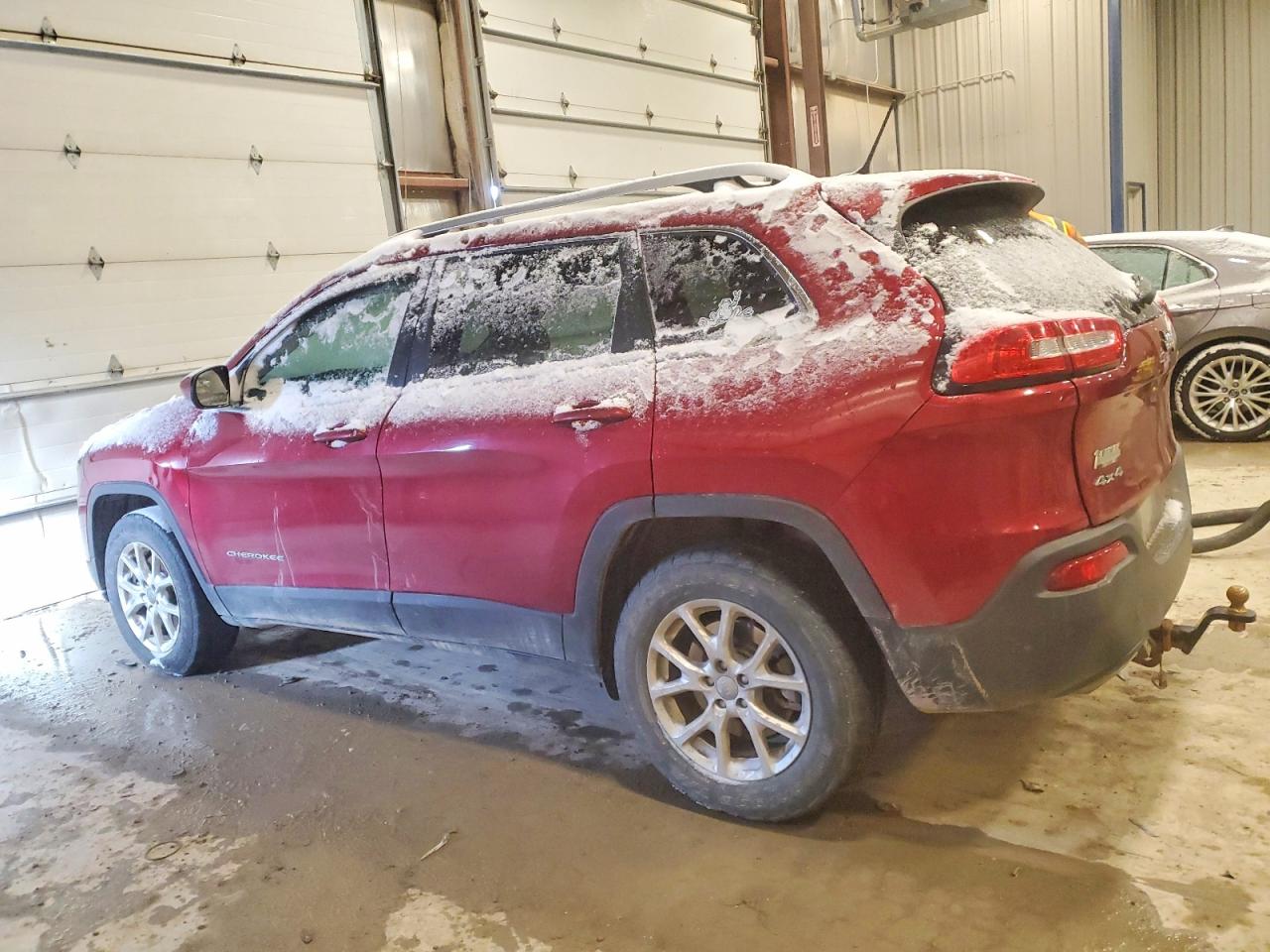 2017 JEEP CHEROKEE LATITUDE photo 2