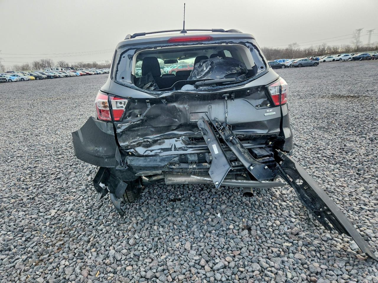 2017 FORD ESCAPE SE photo 6