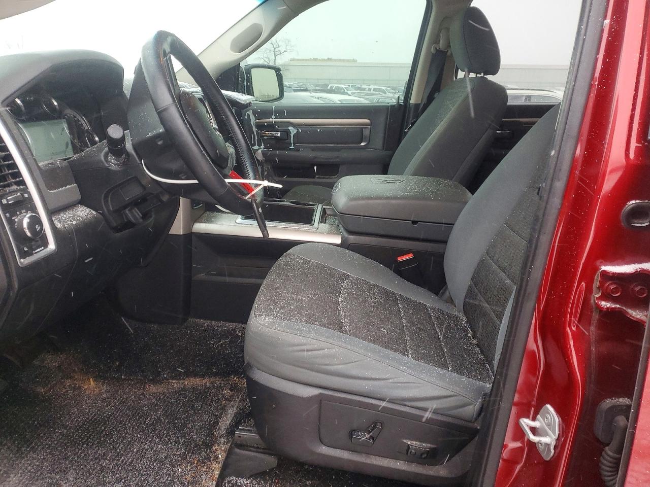 2014 RAM 1500 SLT photo 7