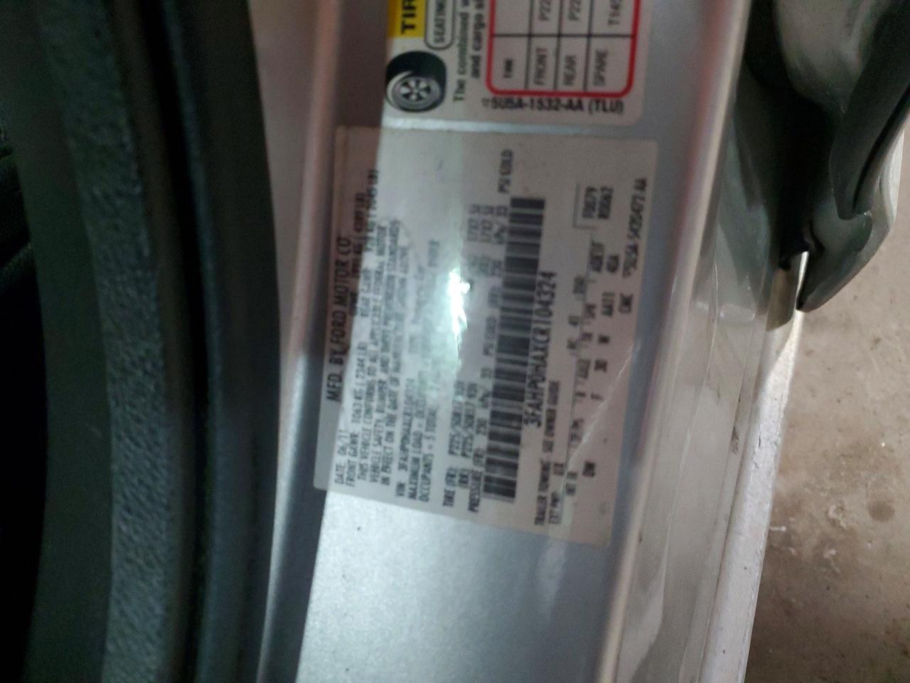 2012 FORD FUSION SE photo 12